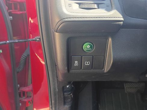 Used 2017 Honda HR-V EX image 15