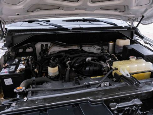 Used 2019 Nissan NV 2500 SV w/ Navigation Package image 40