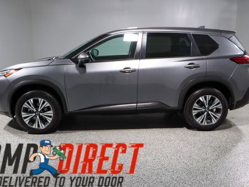 Used 2022 Nissan Rogue SV AWD/4WD image 10