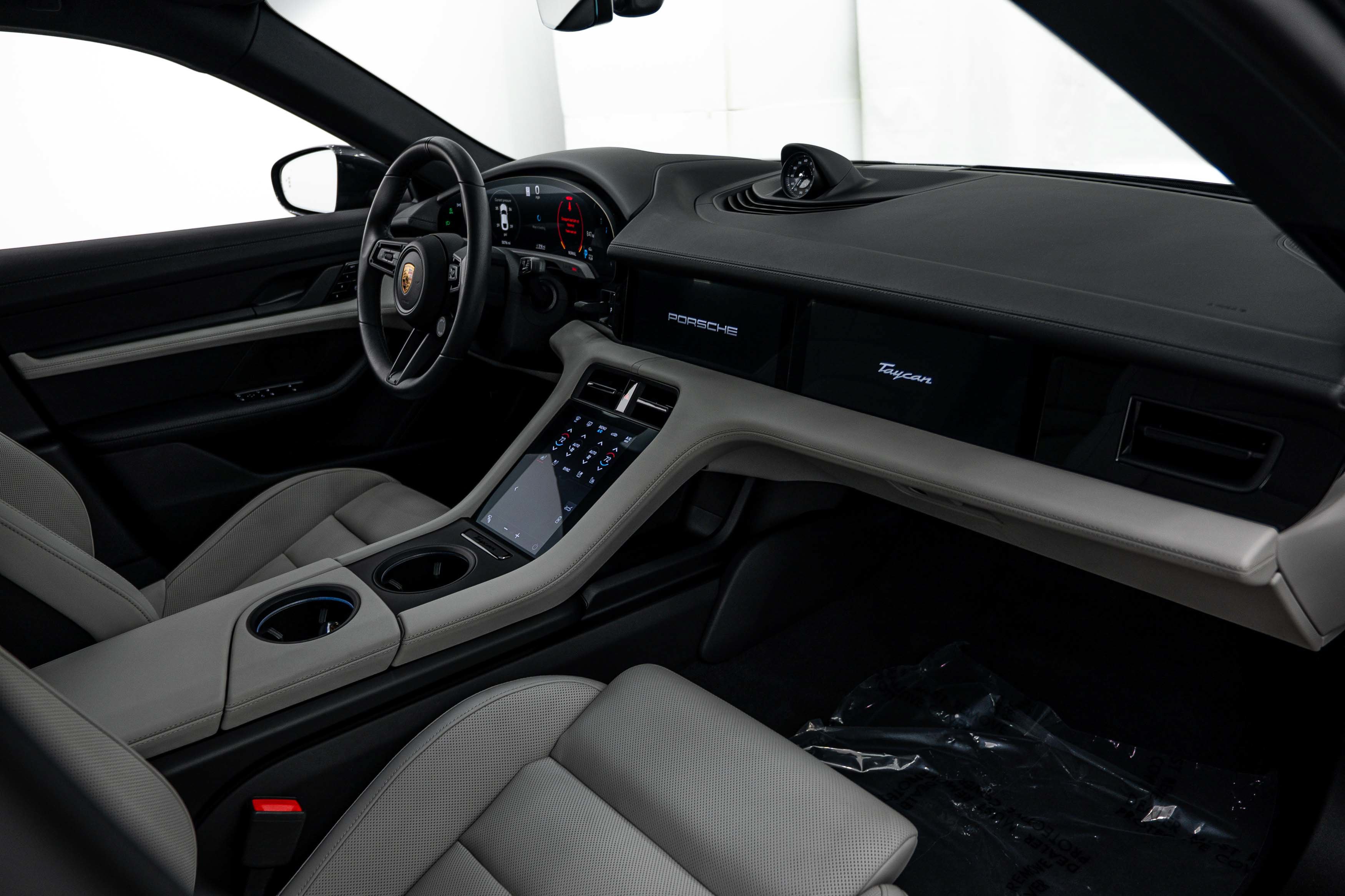 Certified 2021 Porsche Taycan 4S AWD/4WD image 12