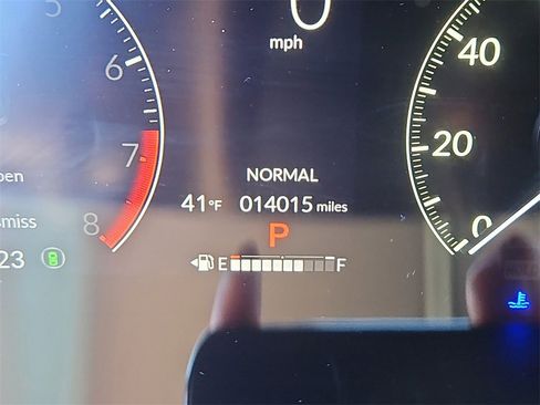 Certified 2024 Honda HR-V LX image 13