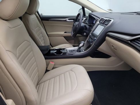 Used 2016 Ford Fusion SE w/ Equipment Group 202A image 21