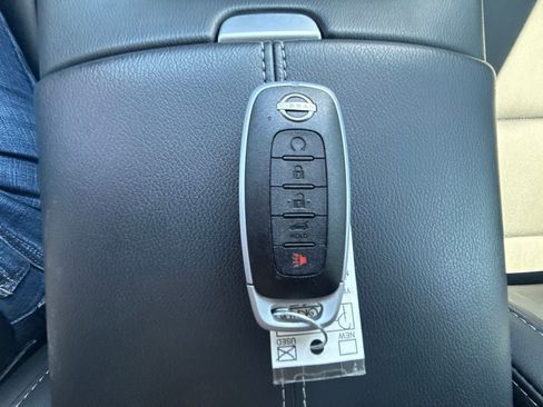 Used 2025 Nissan Murano SL AWD/4WD image 31