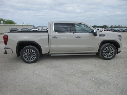New 2026 GMC Sierra 1500 Denali Ultimate AWD/4WD image 3