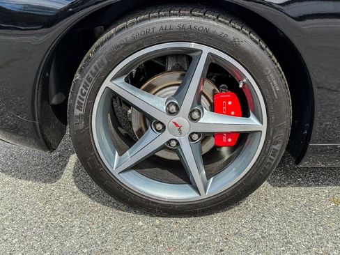 Used 2011 Chevrolet Corvette Convertible w/ Preferred Equipment Group image 37