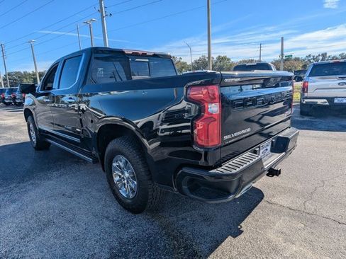 Used 2022 Chevrolet Silverado 1500 High Country w/ High Country Premium Package image 7