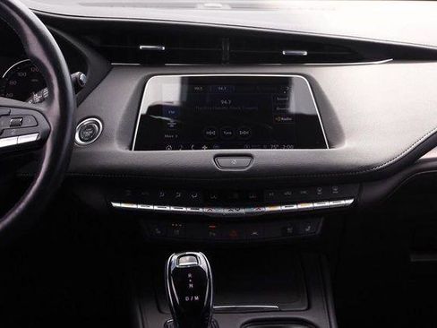 Used 2023 Cadillac XT4 Premium Luxury AWD/4WD image 25