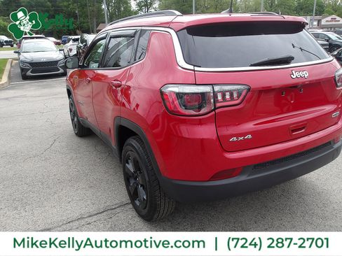 Used 2020 Jeep Compass Latitude w/ Cold Weather Group AWD/4WD image 5