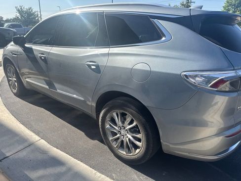 Used 2023 Buick Enclave Avenir w/ Avenir Technology Package AWD/4WD image 3