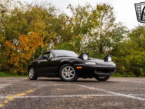 Used 1994 MAZDA MX-5 Miata image 3
