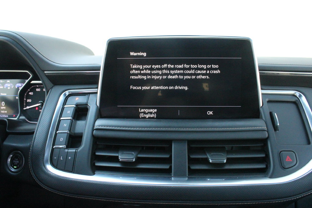 Used 2021 GMC Yukon AT4 w/ AT4 Premium Plus Package AWD/4WD image 14