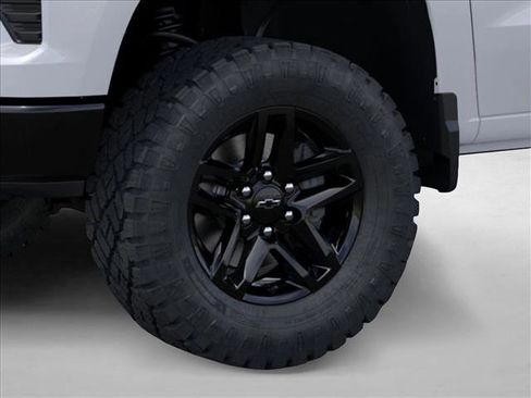 New 2026 Chevrolet Silverado 1500 Custom Trail Boss AWD/4WD image 9