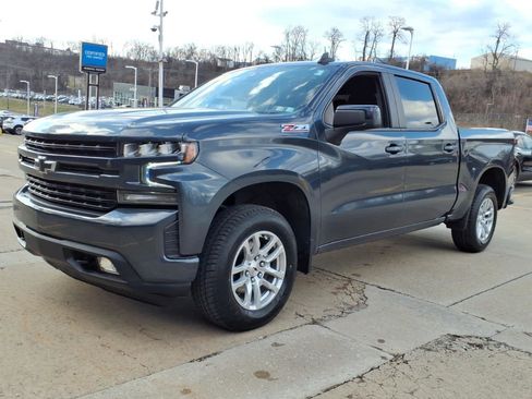 Certified 2021 Chevrolet Silverado 1500 RST image 4