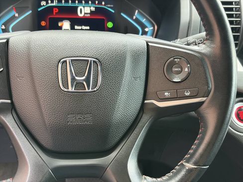 Used 2023 Honda Odyssey Sport image 32
