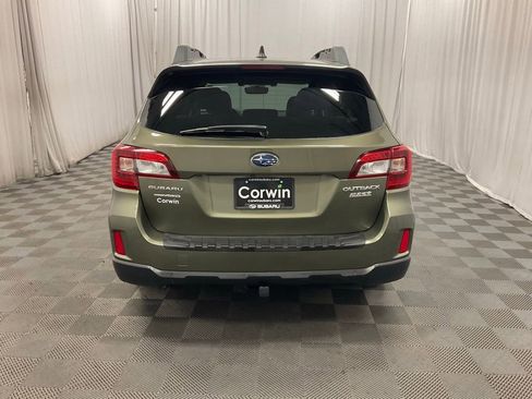 Used 2017 Subaru Outback 2.5i Premium image 5