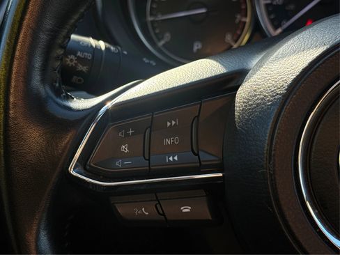 Used 2023 MAZDA CX-9 Touring image 30