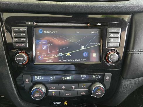 Used 2017 Nissan Rogue SL w/ SL Premium Package AWD/4WD image 17
