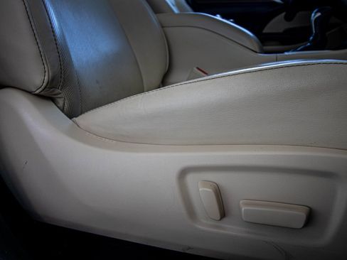 Used 2019 Toyota Highlander Limited image 44