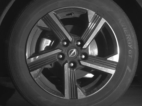 Used 2025 Nissan Sentra SV FWD image 12