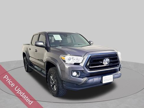 Used 2020 Toyota Tacoma SR5 RWD image 1
