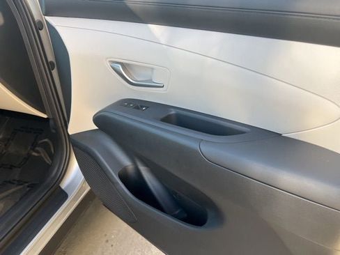 New 2026 Hyundai Tucson SE image 23