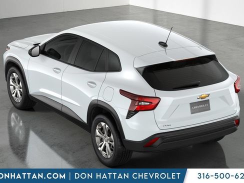 New 2026 Chevrolet Trax LS FWD image 2