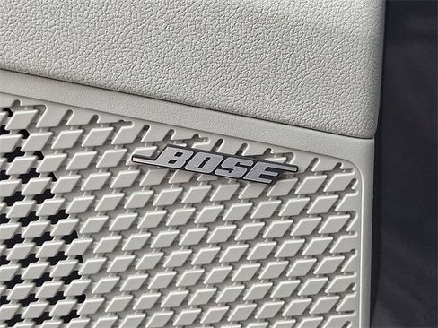 New 2025 Hyundai Elantra Limited image 22