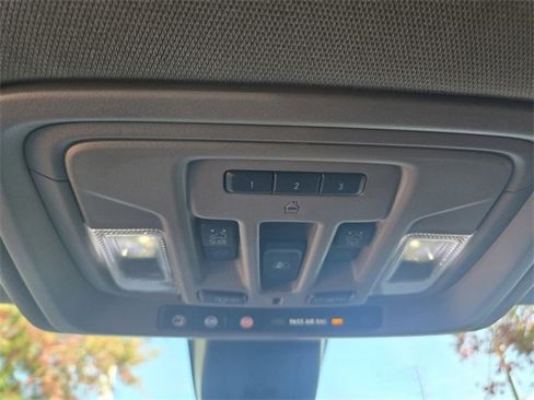 Used 2020 GMC Sierra 1500 SLT w/ SLT Premium Plus Package image 21