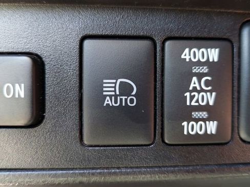 Used 2023 Toyota Tacoma TRD Off-Road w/ TRD Premium Off Road Package AWD/4WD image 42