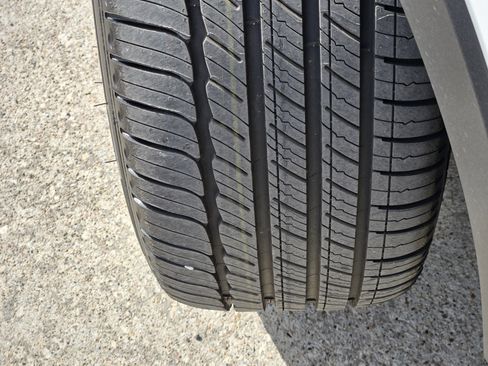 New 2026 Volvo XC40 B5 Plus w/ Protection Package Premier image 13