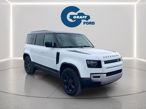 Used 2022 Land Rover Defender 110 S image 7