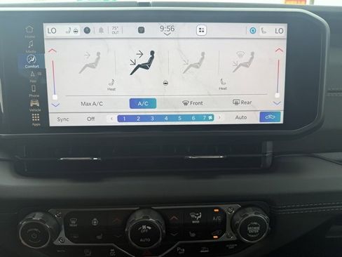 New 2025 Jeep Gladiator Mojave image 23