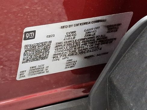 Certified 2024 Chevrolet Trax RS w/ Sunroof Package FWD image 27