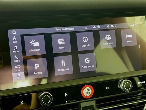 New 2026 Porsche Macan AWD/4WD image 17