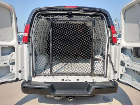 Used 2019 Chevrolet Express 3500 Extended w/ Driver Convenience Package image 8