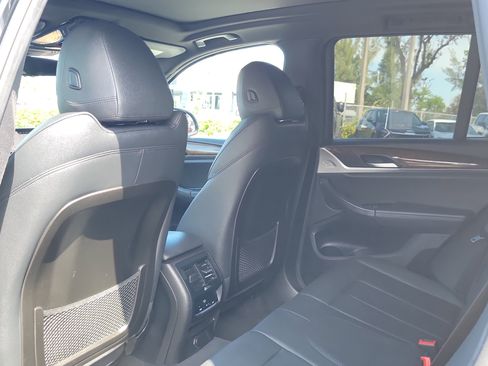 Used 2019 BMW X3 sDrive30i RWD image 16