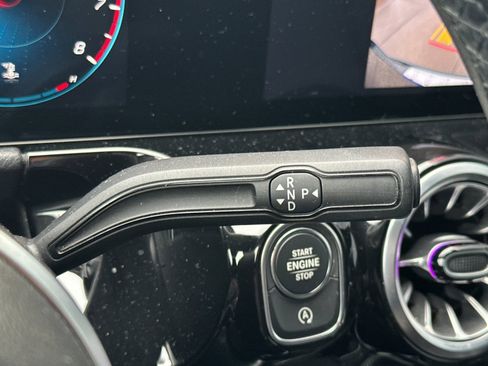 Used 2022 Mercedes-Benz GLA 250 4MATIC image 20