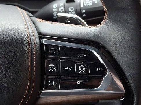 Used 2021 Jeep Grand Cherokee L Summit w/ Advanced Protech Group IV image 25