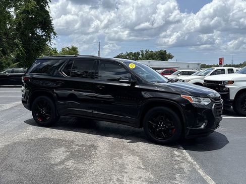 Used 2020 Chevrolet Traverse Premier w/ Redline Edition FWD image 5