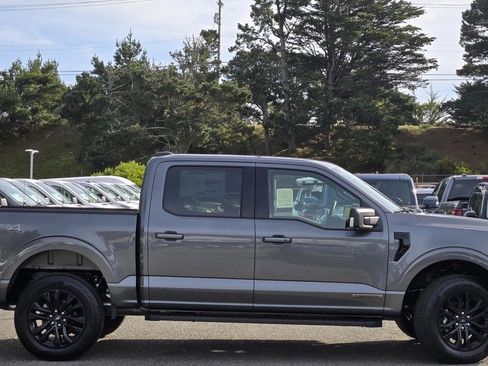 New 2025 Ford F150 XLT w/ Equipment Group 302A MID image 4