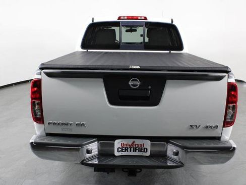 Certified 2019 Nissan Frontier SV image 7