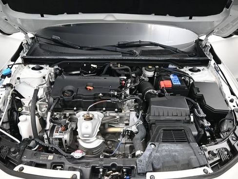 Used 2023 Honda Civic Sport image 25
