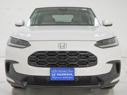 New 2026 Honda HR-V LX image 2