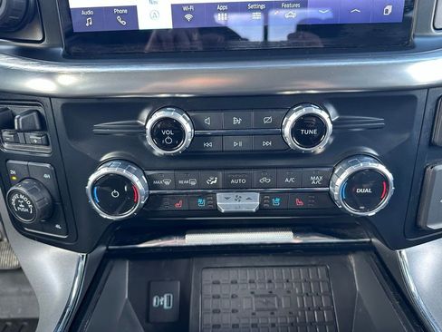 Used 2023 Ford F150 Lariat w/ Equipment Group 502A High image 29