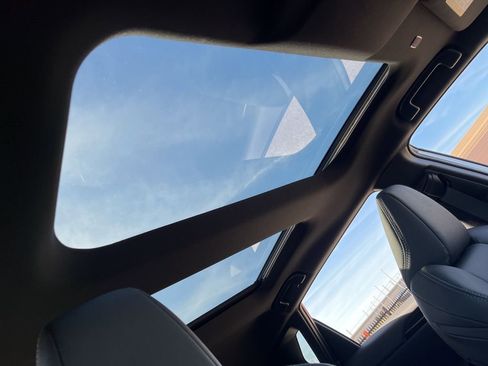 Used 2024 Toyota bZ4X XLE image 31