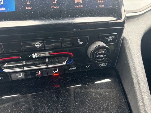 Used 2022 Jeep Grand Cherokee L Limited image 35