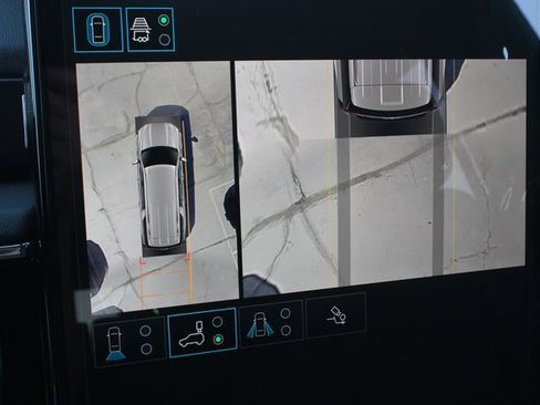 New 2025 GMC Yukon XL Denali w/ Sun & Power Step Package image 47