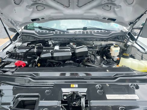 Used 2019 Ford F250 XL w/ Power Equipment Group RWD image 20
