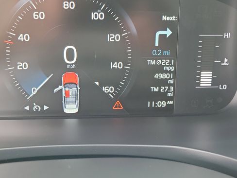 Used 2019 Volvo S60 T6 Momentum w/ Premium Package image 22