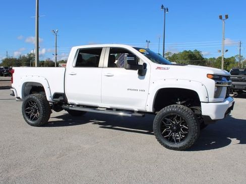 Used 2023 Chevrolet Silverado 2500 LT image 14